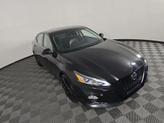 Thumbnail of 2022 Super Black Nissan Altima