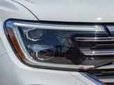 Thumbnail of 2024 Pure White Volkswagen Atlas