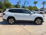 Thumbnail of 2024 Pure White Volkswagen Atlas