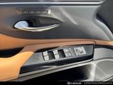 Thumbnail of 2025 Eminent White Pearl Lexus ES 300h