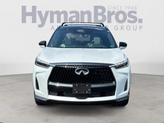Thumbnail of 2026 two tone radiant white INFINITI QX60