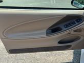 Thumbnail of 2001 Oxford White Ford Mustang