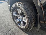 Thumbnail of 2020 Diamond Black Crystal Pearlcoat RAM 1500
