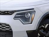 Thumbnail of 2025 Snow White Pearl Kia Niro EV