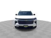 Thumbnail of 2025 Summit White Chevrolet Traverse