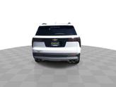 Thumbnail of 2025 Summit White Chevrolet Traverse