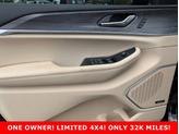 Thumbnail of 2021 Diamond Black Crystal Pearlcoat Jeep Grand Cherokee L
