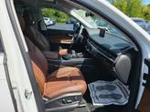 Thumbnail of 2018 Glacier White Metallic Audi Q7