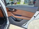 Thumbnail of 2018 Glacier White Metallic Audi Q7