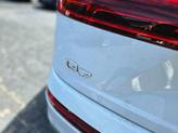Thumbnail of 2018 Glacier White Metallic Audi Q7