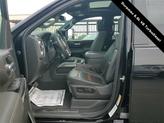 Thumbnail of 2022 Onyx Black GMC Sierra 2500