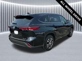 Thumbnail of 2020 Midnight Black Toyota Highlander