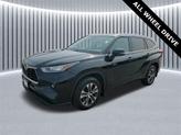Thumbnail of 2020 Midnight Black Toyota Highlander