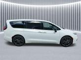 Thumbnail of 2026 Pw7 Chrysler Pacifica