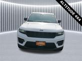 Thumbnail of 2022 Bright White Clearcoat Jeep Grand Cherokee