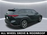Thumbnail of 2021 Midnight Black Metallic Toyota Highlander