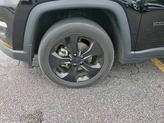 Thumbnail of 2020 Diamond Black Crystal Pearlcoat Jeep Compass