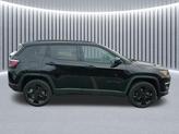 Thumbnail of 2020 Diamond Black Crystal Pearlcoat Jeep Compass