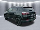 Thumbnail of 2020 Diamond Black Crystal Pearlcoat Jeep Compass