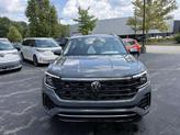 Thumbnail of 2026 Pure Gray Volkswagen Atlas