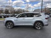 Thumbnail of 2024 Silver Mist Metallic Volkswagen Atlas