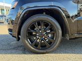 Thumbnail of 2018 Diamond Black Crystal Pearlcoat Jeep Grand Cherokee