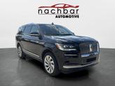 Thumbnail of 2024 Infinite Black Metallic Clearcoat Lincoln Navigator