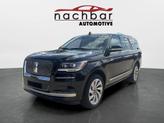 Photo of 2024 Infinite Black Metallic Clearcoat Lincoln Navigator