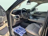 Thumbnail of 2024 Infinite Black Metallic Clearcoat Lincoln Navigator