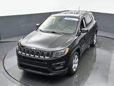 Thumbnail of 2019 Diamond Black Crystal Pearlcoat Jeep Compass