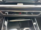 Thumbnail of 2024 Mineral White Metallic BMW X7