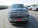 Thumbnail of 2016 Brilliant Black Crystal Pearlcoat RAM 1500