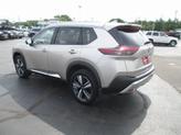Thumbnail of 2022 Champagne Silver Nissan Rogue