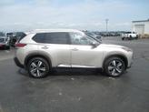 Thumbnail of 2022 Champagne Silver Nissan Rogue