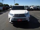 Thumbnail of 2017 Blizzard Pearl Toyota Highlander