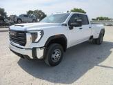 Thumbnail of 2026 Summit White GMC Sierra 3500