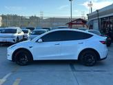 Thumbnail of 2022 Pearl White Multi-Coat Tesla Model Y