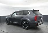 Thumbnail of 2024 Gravity Gray Kia Telluride