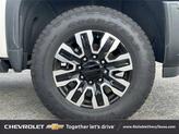 Thumbnail of 2025 White Frost Tricoat GMC Sierra 2500
