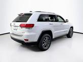 Thumbnail of 2022 Bright White Clearcoat Jeep Grand Cherokee