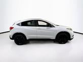 Thumbnail of 2022 Platinum White Pearl Honda HR-V