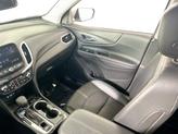 Thumbnail of 2022 Silver Ice Metallic Chevrolet Equinox