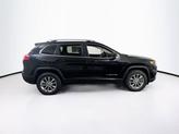 Thumbnail of 2021 Diamond Black Crystal Pearlcoat Jeep Cherokee