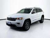 Photo of 2022 Bright White Clearcoat Jeep Grand Cherokee