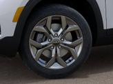 Thumbnail of 2025 Snow White Pearl Kia Seltos
