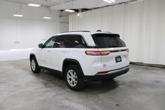 Thumbnail of 2023 Bright White Clearcoat Jeep Grand Cherokee