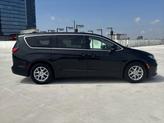 Thumbnail of 2023 Brilliant Black Crystal Pearlcoat Chrysler Pacifica