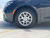 Thumbnail of 2023 Brilliant Black Crystal Pearlcoat Chrysler Pacifica