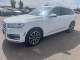 Photo of 2018 White Audi Q7