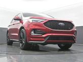 Thumbnail of 2022 Rapid Red Metallic Tinted Clearcoat Ford Edge